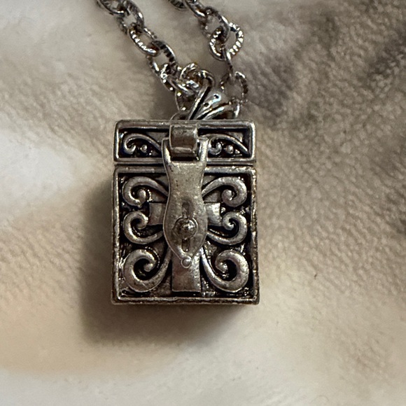 Lords Prayer Necklace nwot - Picture 4 of 8